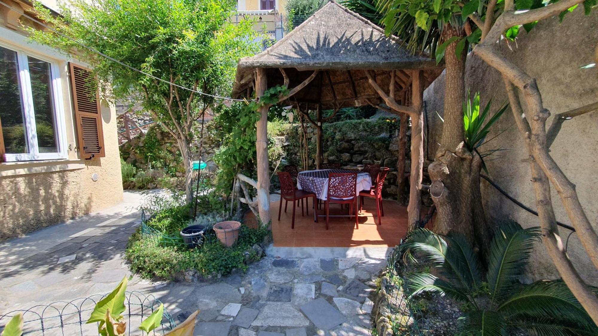 Indipendente Con Giardino * Genoa